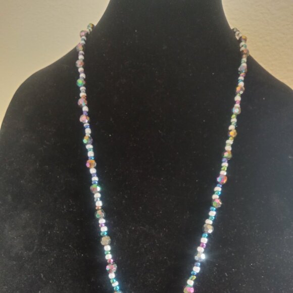 Purple iridescent necklace - Picture 1 of 6
